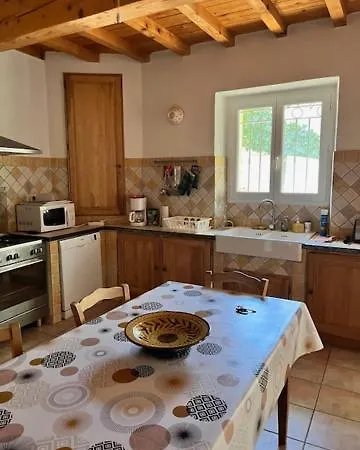 Maison De Village En Provence Mouries